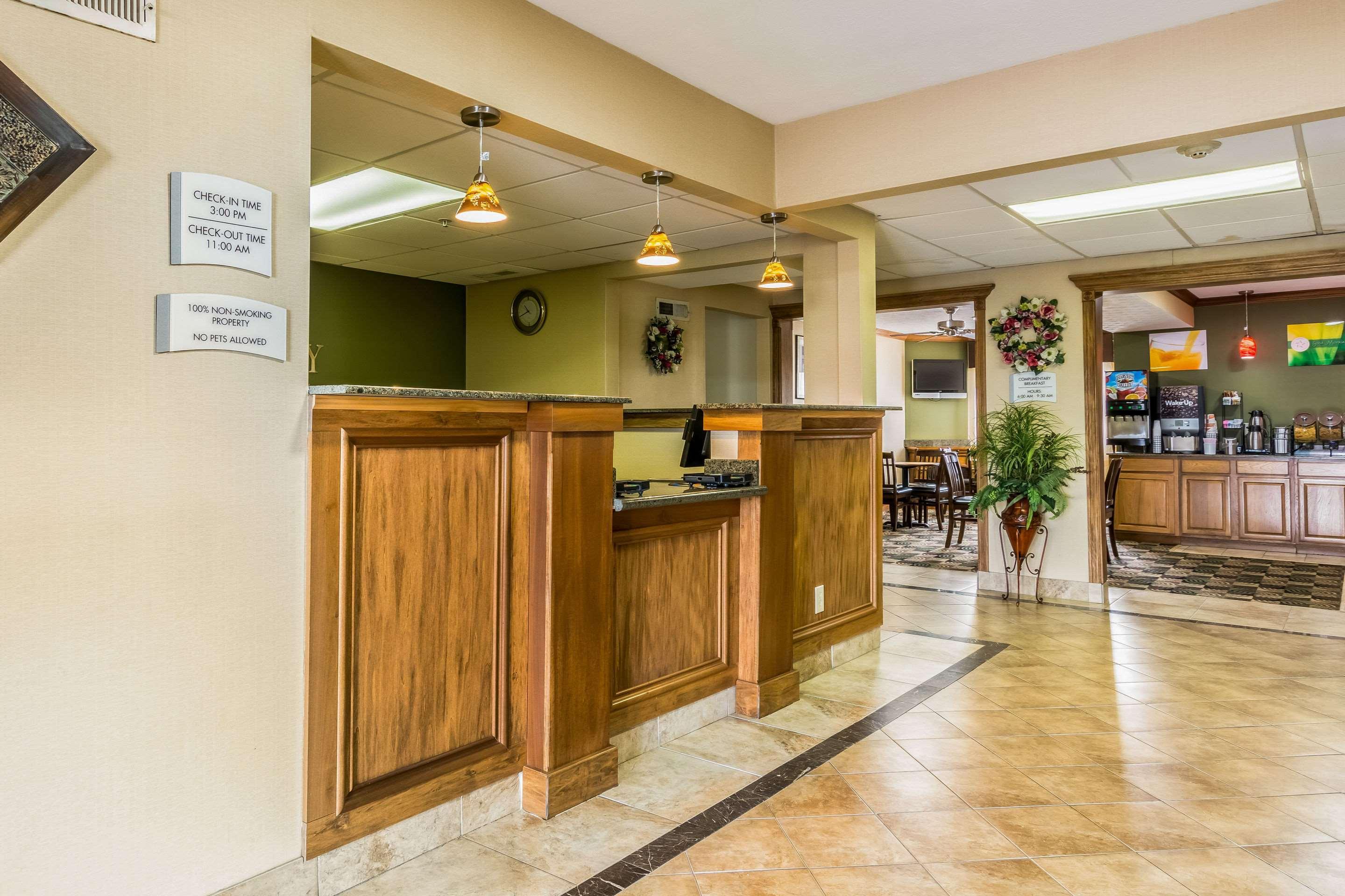 Quality Inn I-74 Batesville Exteriér fotografie