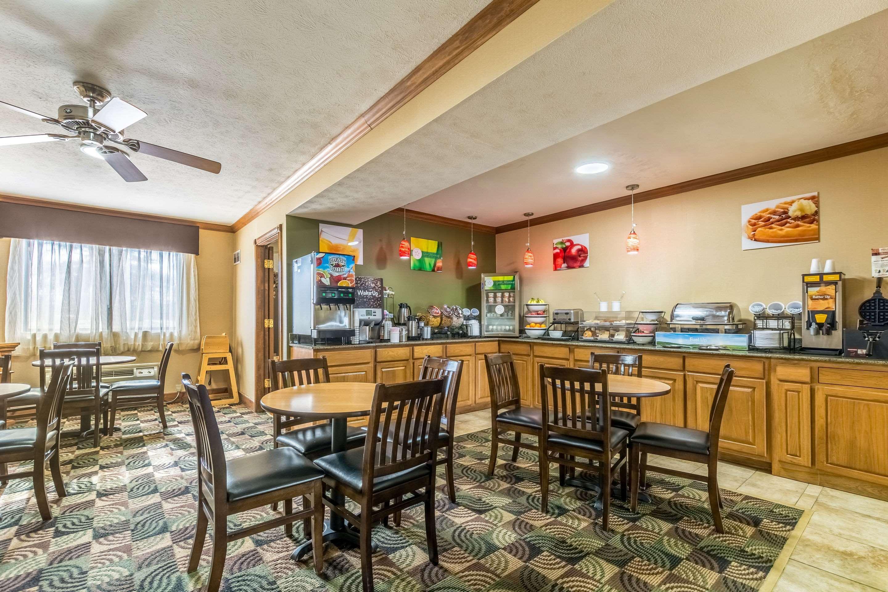 Quality Inn I-74 Batesville Exteriér fotografie